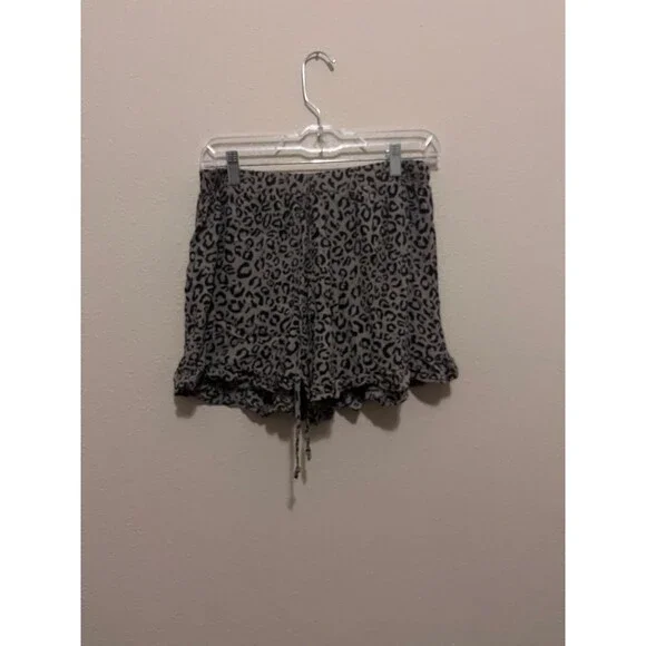 American Eagle Shorts - Picture 1 of 3